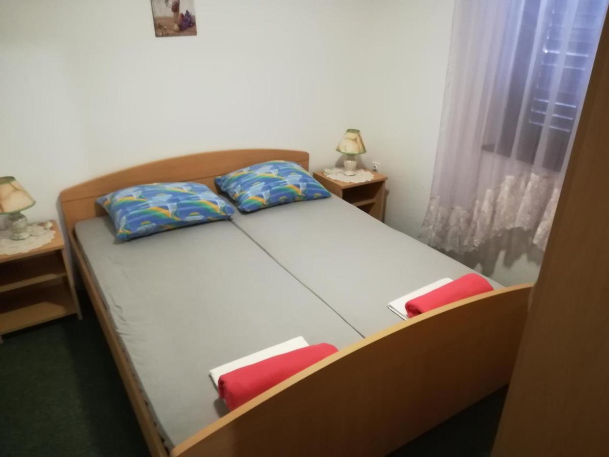 Apartman Borosa Vir Exteriör bild