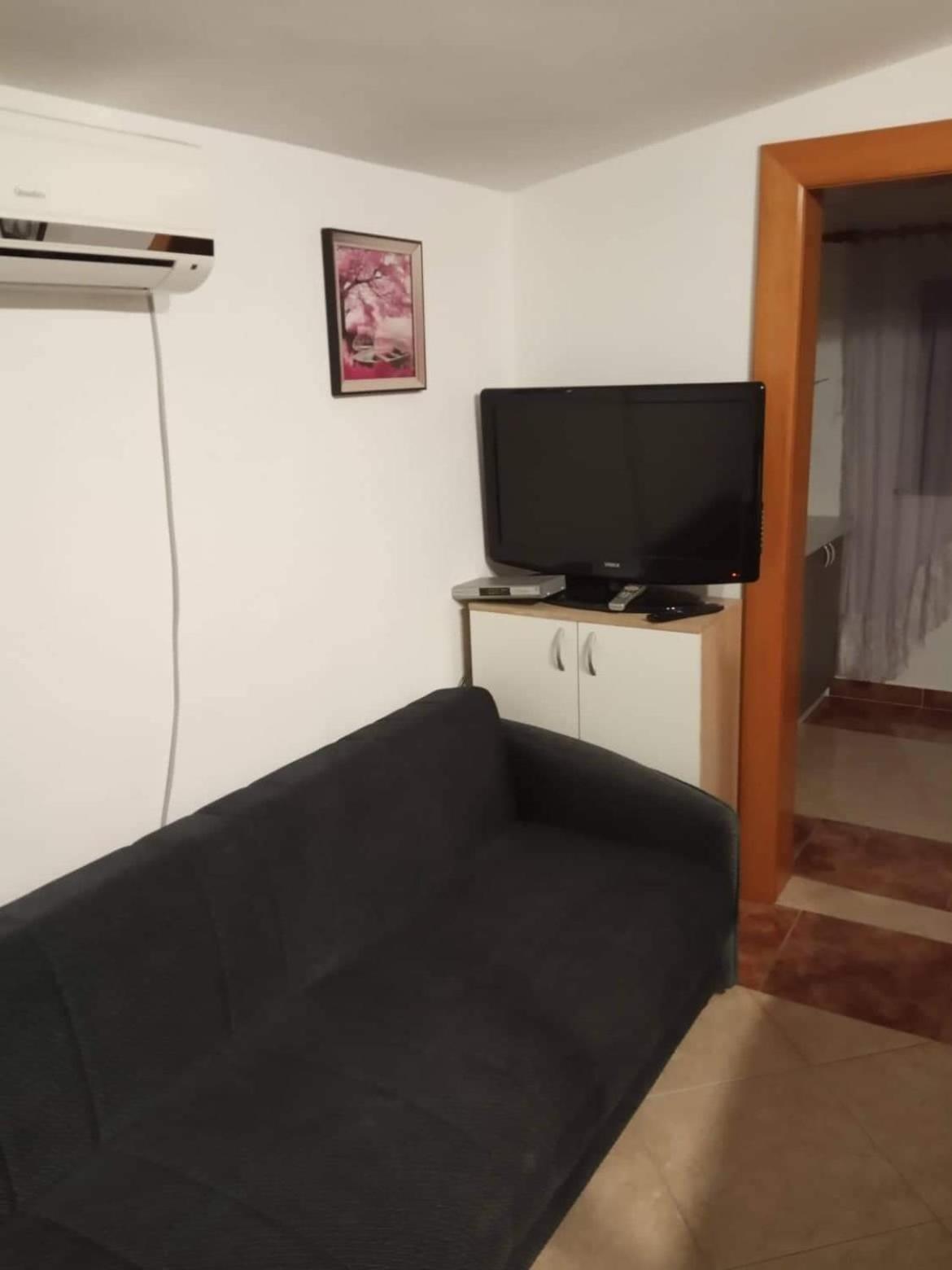 Apartman Borosa Vir Exteriör bild